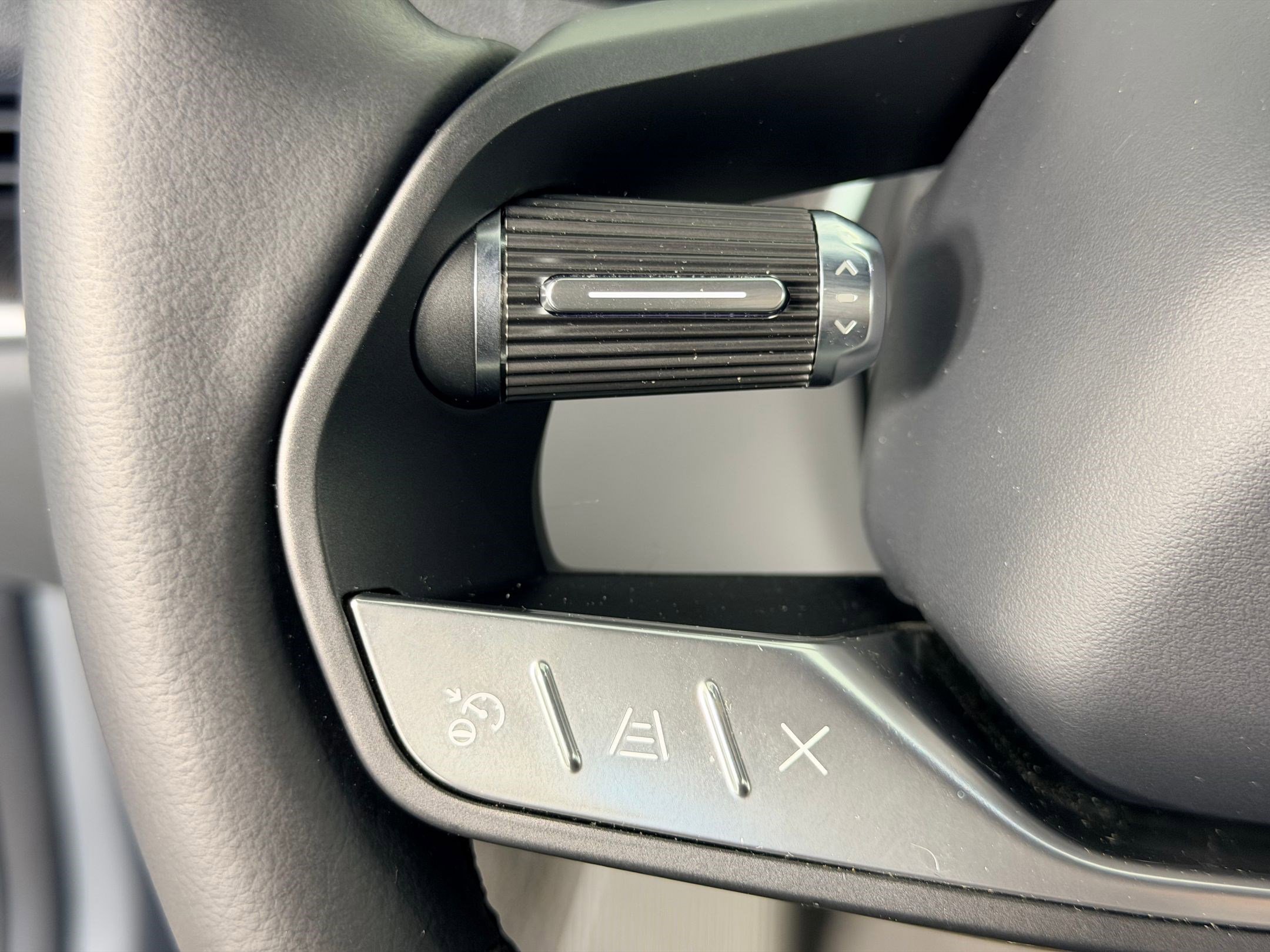 Used 2024 Lucid Air Pure image 27