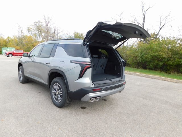 New 2026 Chevrolet Traverse LT w/ Enhanced Driving Package image 22