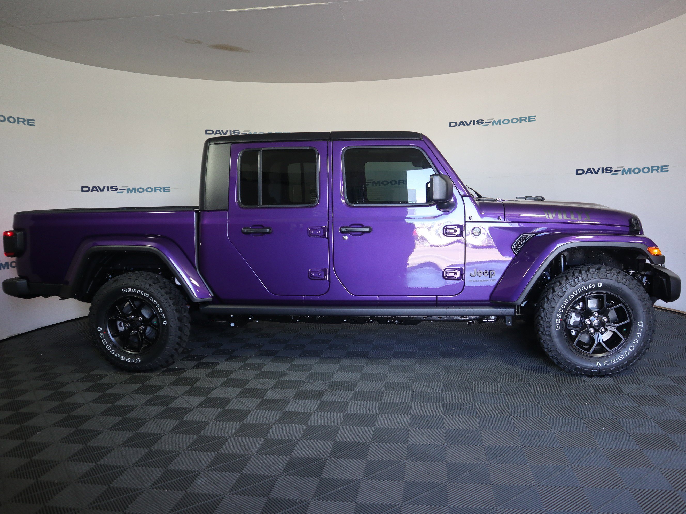 New 2026 Jeep Gladiator Sport AWD/4WD image 4