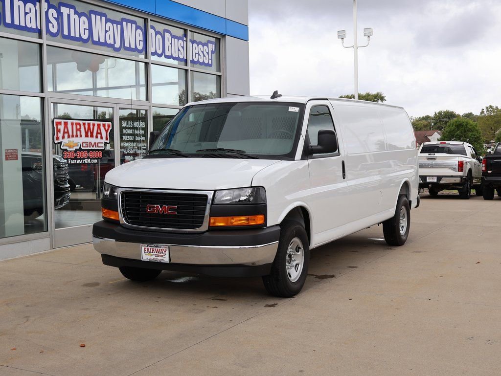 New 2025 GMC Savana 3500 Extended w/ Driver Convenience Package image 6