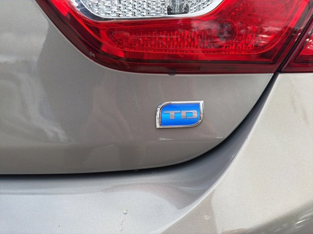 Used 2018 Chevrolet Cruze LT w/ Leather Package image 15