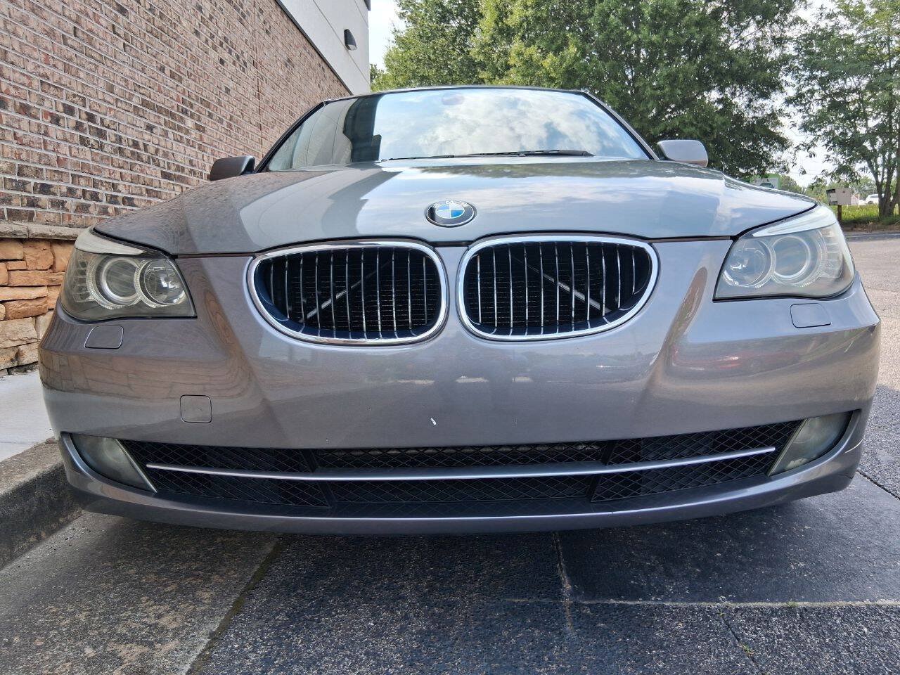 Used 2010 BMW 528i Sedan RWD image 8