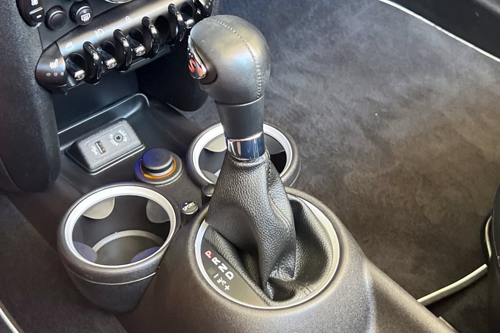 Used 2015 MINI Cooper Roadster S FWD image 21