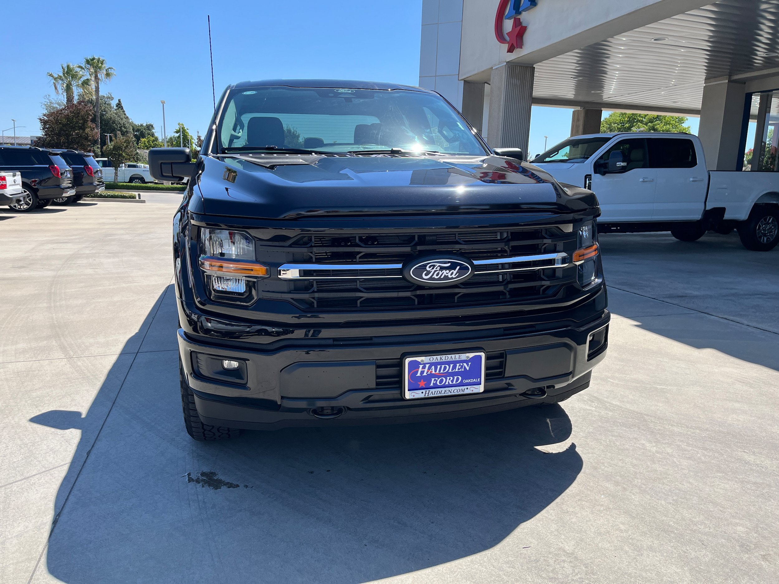 New 2026 Ford F150 XLT w/ Mobile Office Package AWD/4WD image 4