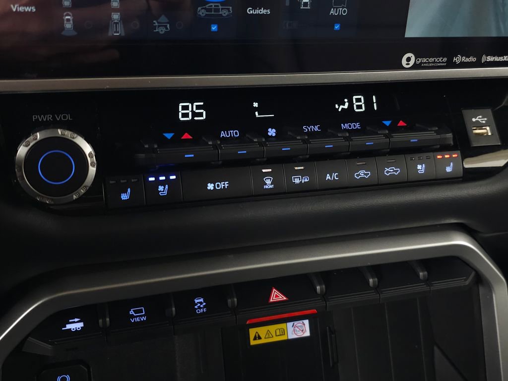 Used 2023 Toyota Tundra Platinum AWD/4WD image 29