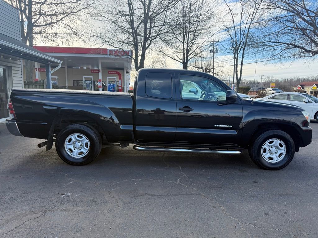 Used 2012 Toyota Tacoma 2WD Access Cab image 2