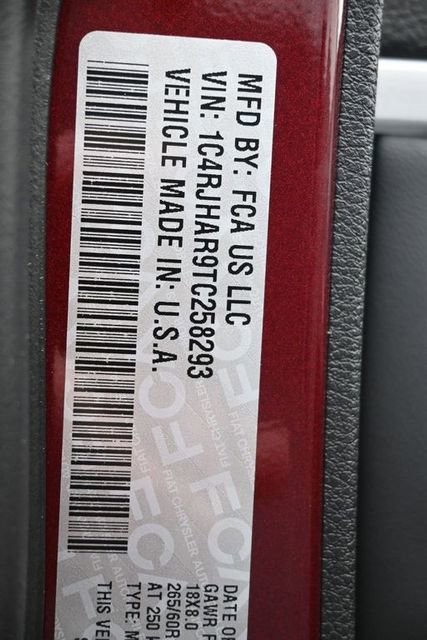 New 2026 Jeep Grand Cherokee Altitude AWD/4WD image 30
