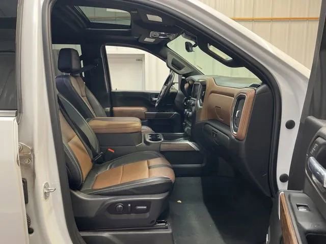 Used 2023 Chevrolet Silverado 3500 High Country w/ Z71 Off-Road Package image 13