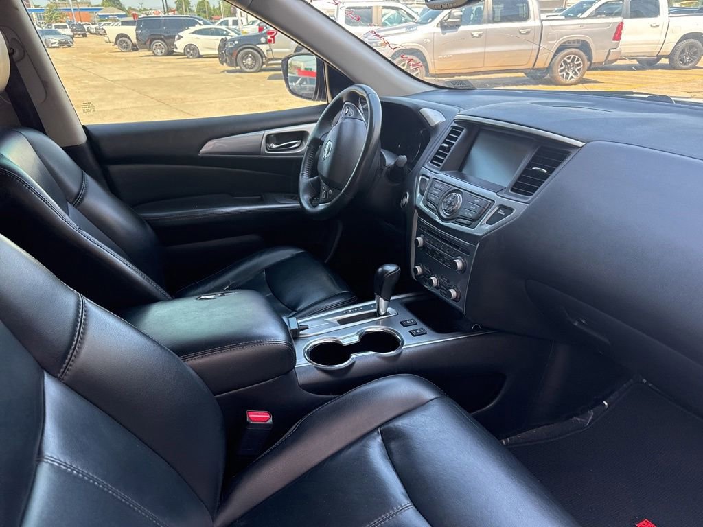 Used 2017 Nissan Pathfinder SL FWD image 6