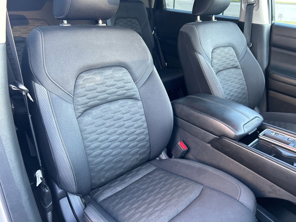 Used 2022 Nissan Pathfinder SV w/ Cargo Package image 40