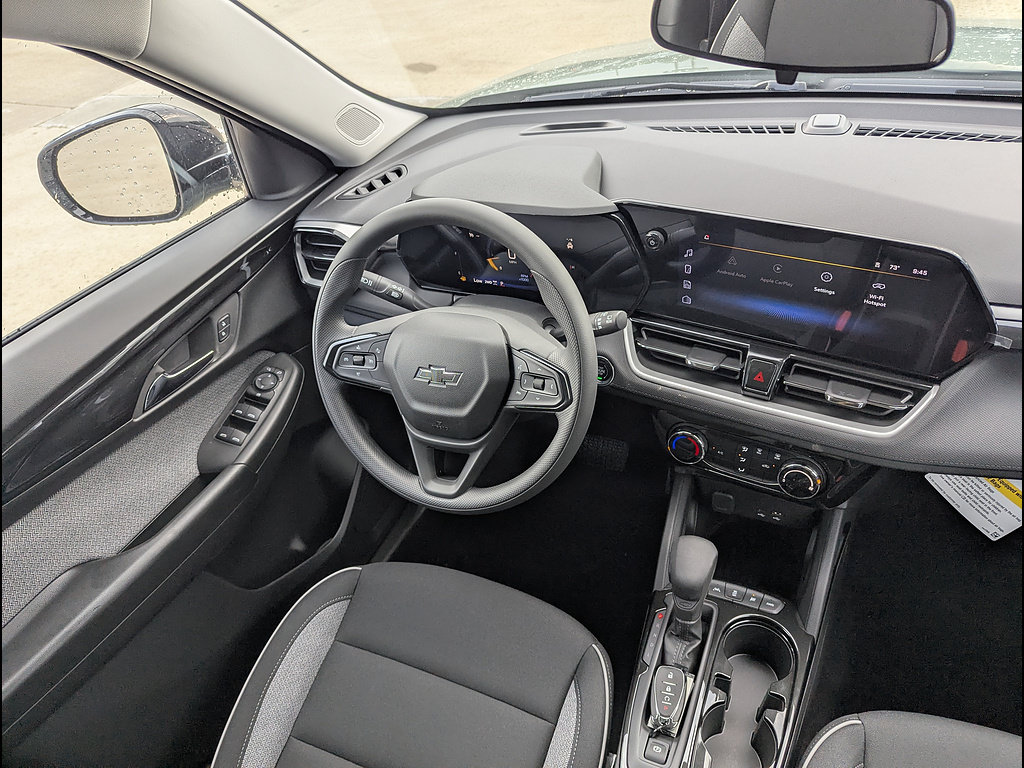 New 2026 Chevrolet TrailBlazer LT w/ Midnight Edition AWD/4WD image 17