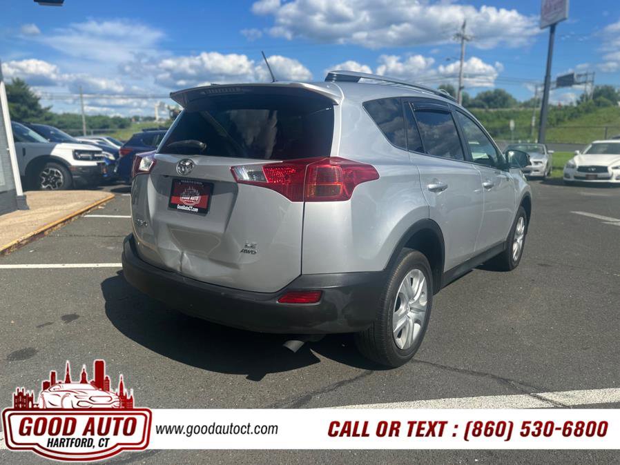 Used 2015 Toyota RAV4 LE image 5