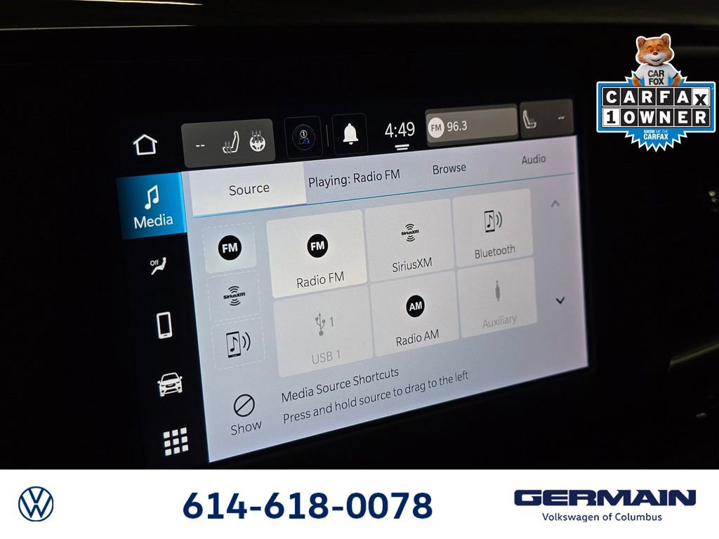 Used 2022 Chrysler Voyager LX image 32