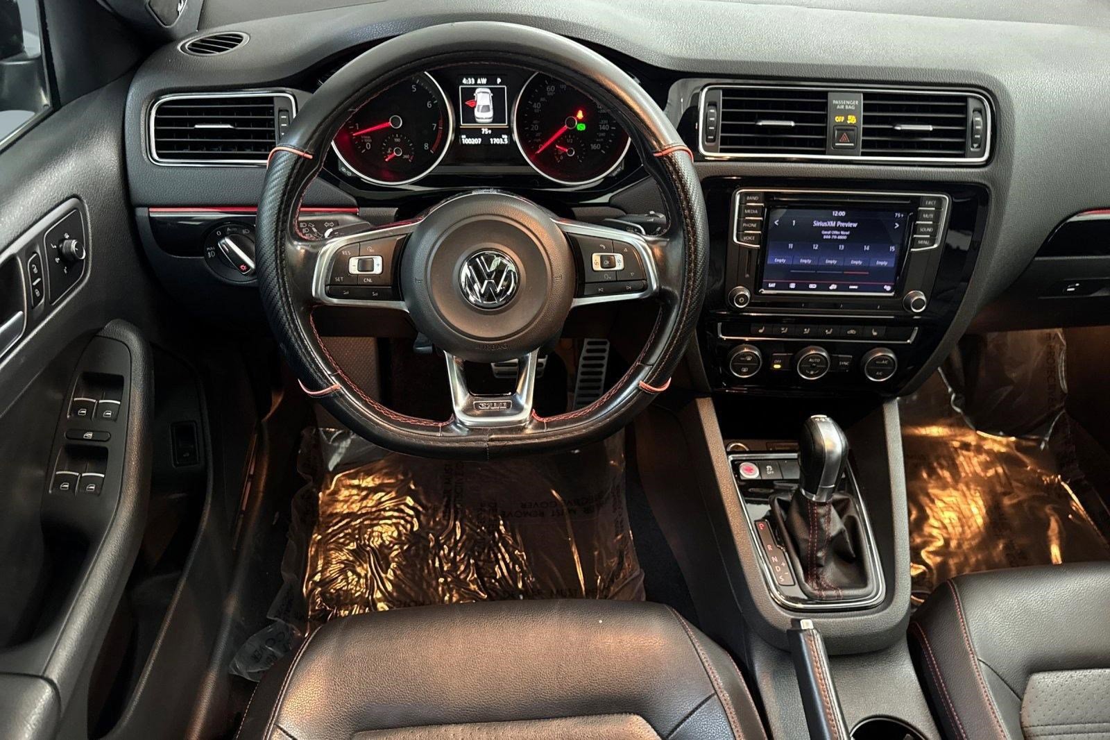 Used 2016 Volkswagen Jetta GLI SE FWD image 27
