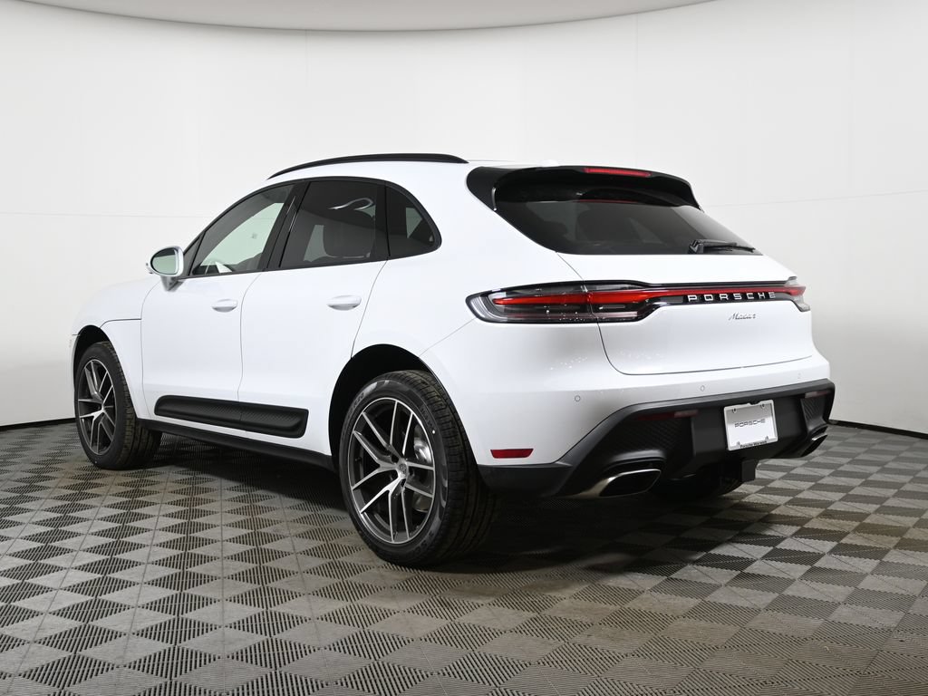 Used 2026 Porsche Macan AWD/4WD image 3