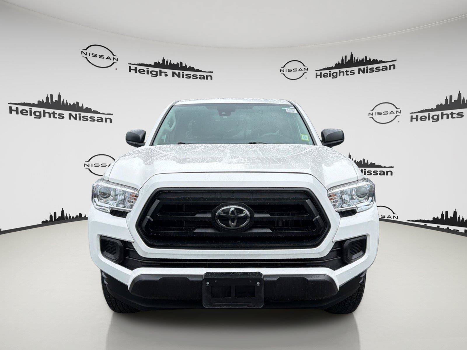 Used 2022 Toyota Tacoma SR w/ SX Package RWD image 9
