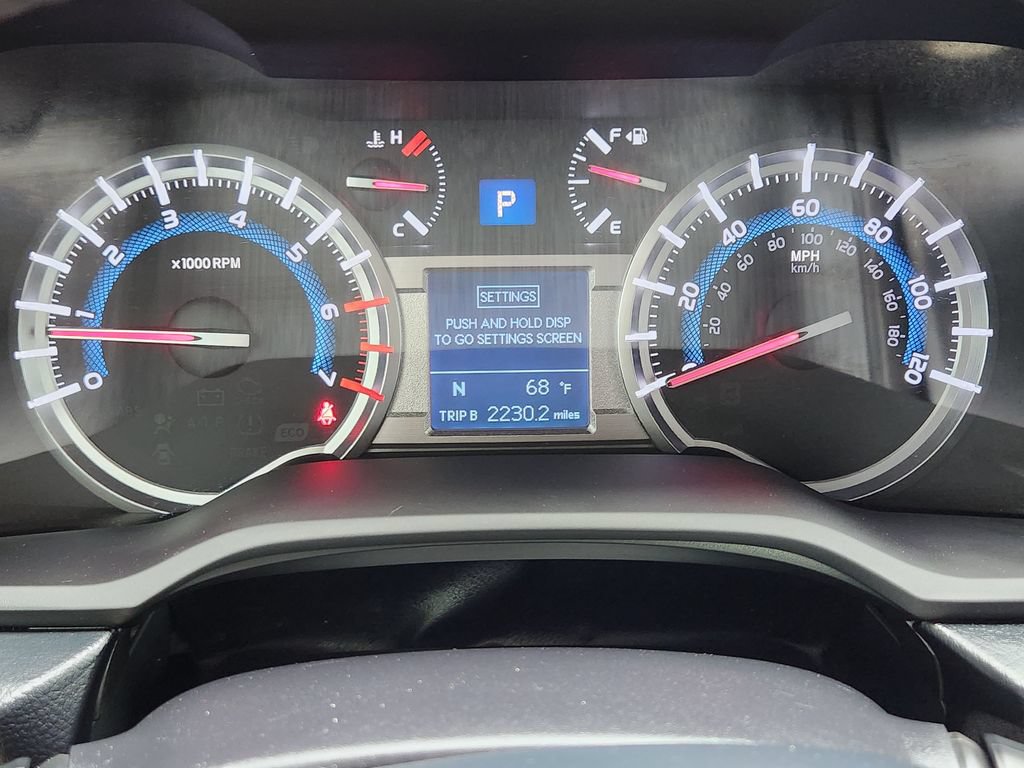 Used 2018 Toyota 4Runner SR5 Premium AWD/4WD image 7