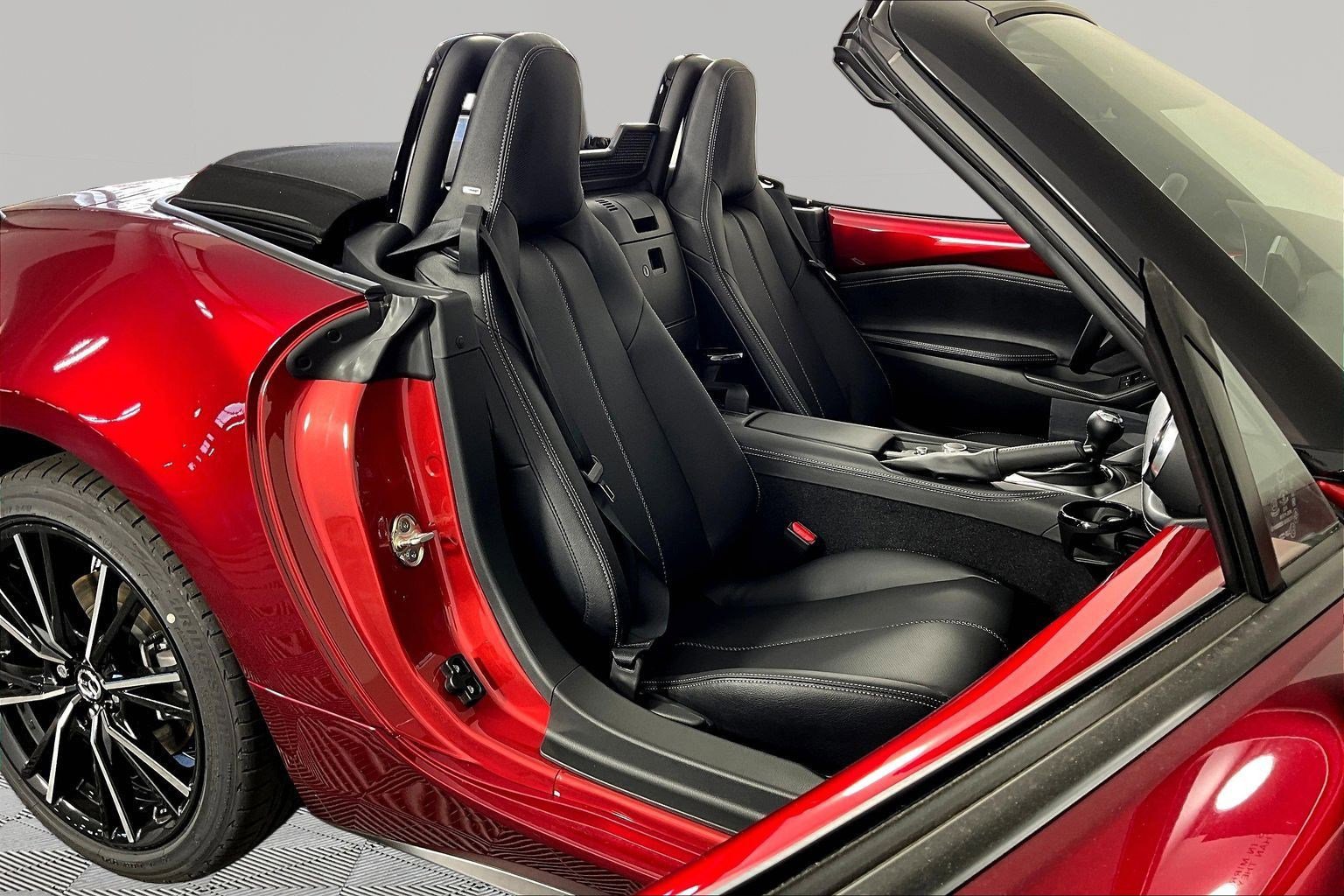 New 2026 MAZDA MX-5 Miata Grand Touring w/ Weather Package RWD image 17