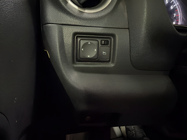 Used 2019 Nissan Versa SV FWD image 22