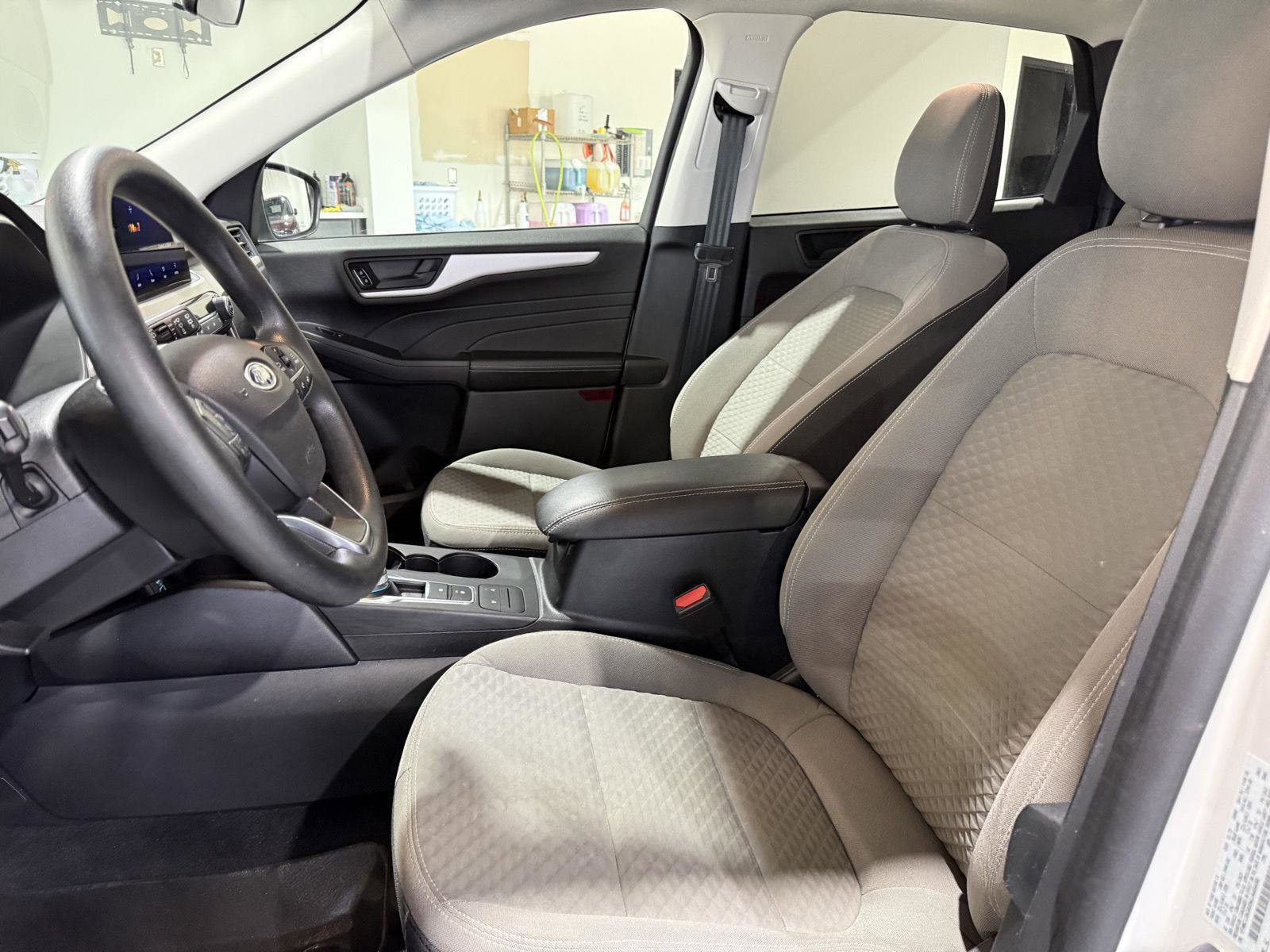 Used 2022 Ford Escape SE AWD/4WD image 16