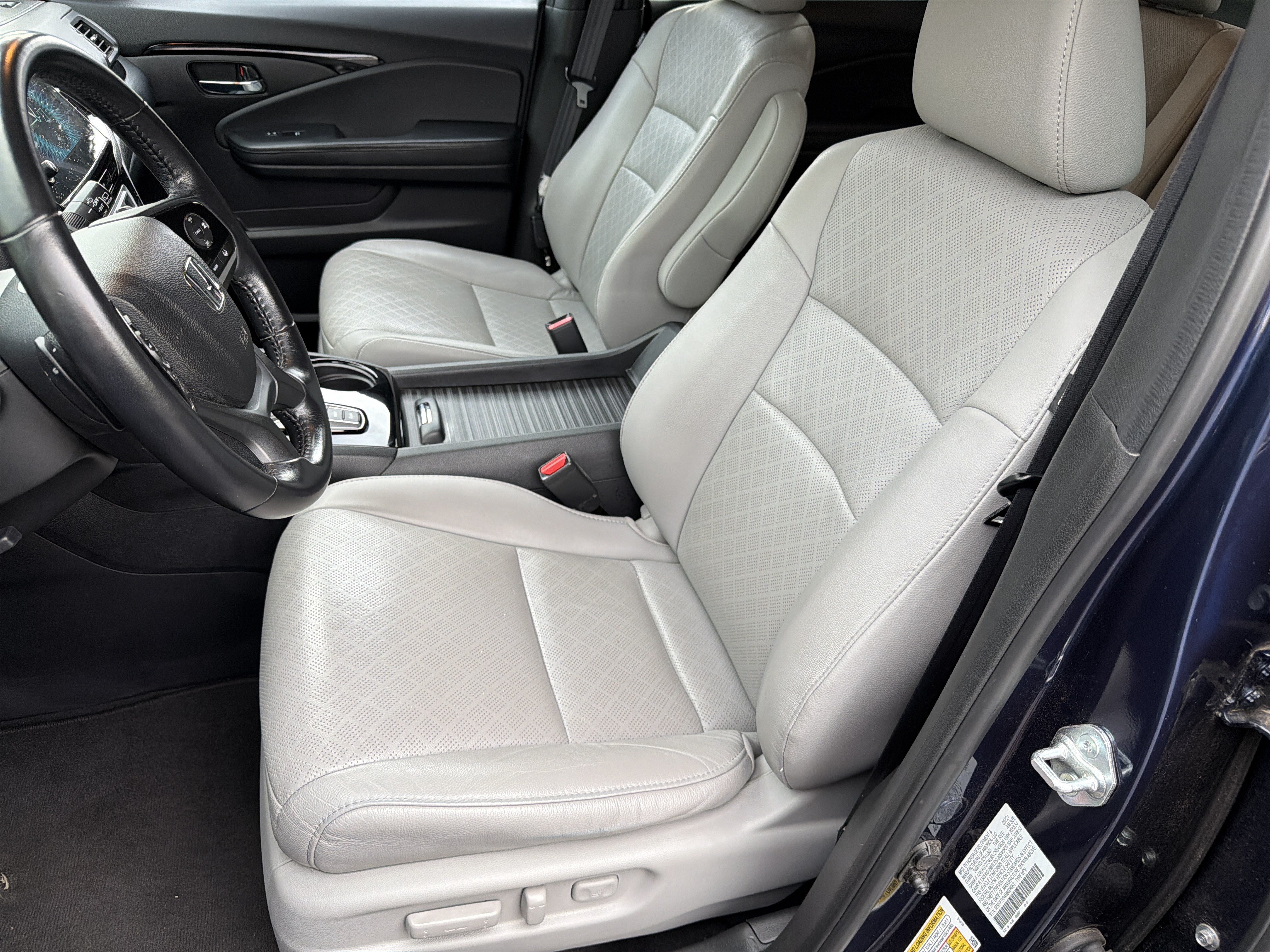 Used 2021 Honda Passport Touring image 19