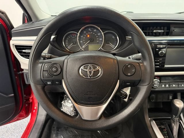Used 2016 Toyota Corolla LE FWD image 22