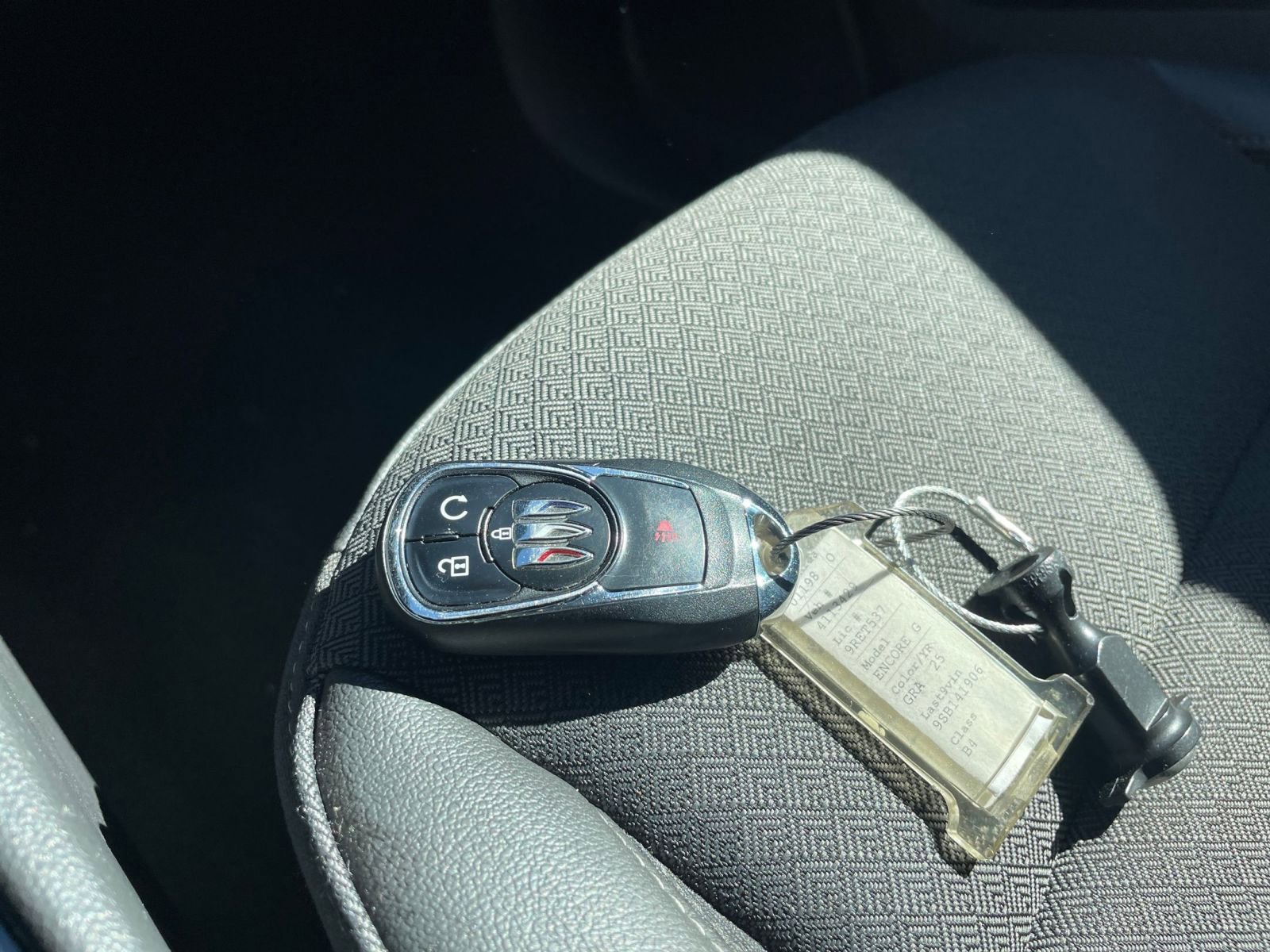 Used 2025 Buick Encore GX Preferred image 21