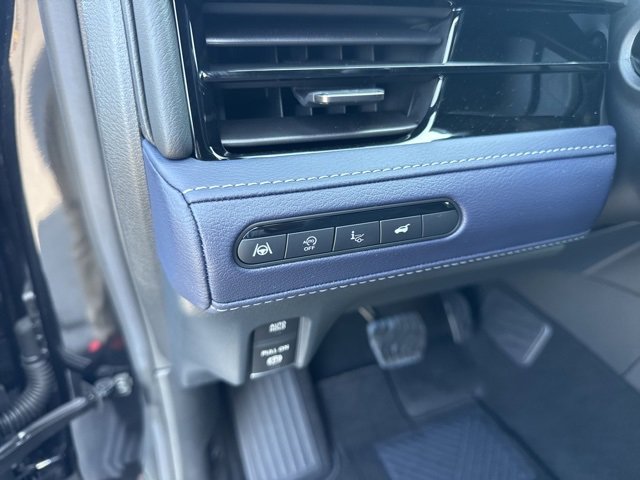 New 2026 INFINITI QX80 4WD image 15