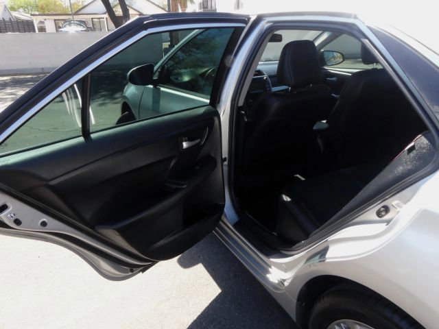 Used 2015 Toyota Camry SE image 17