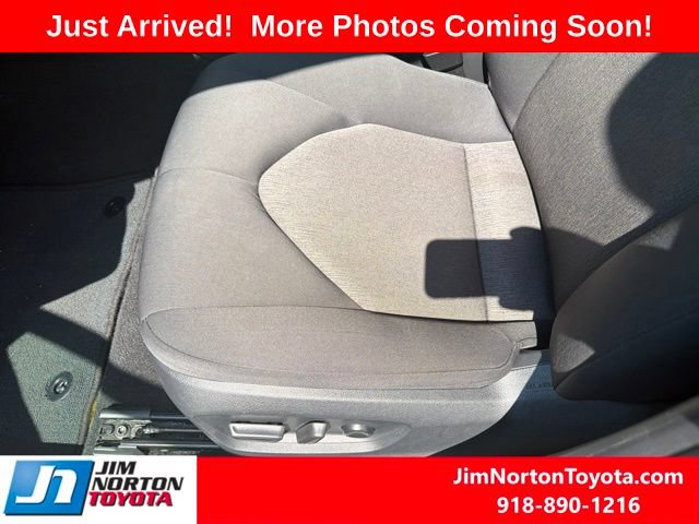 Used 2024 Toyota Camry LE FWD image 8