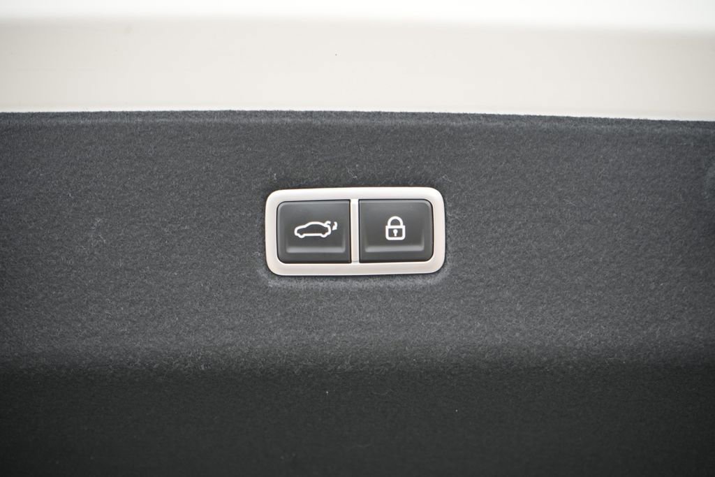 Used 2024 Hyundai Ioniq 6 SEL AWD/4WD image 12