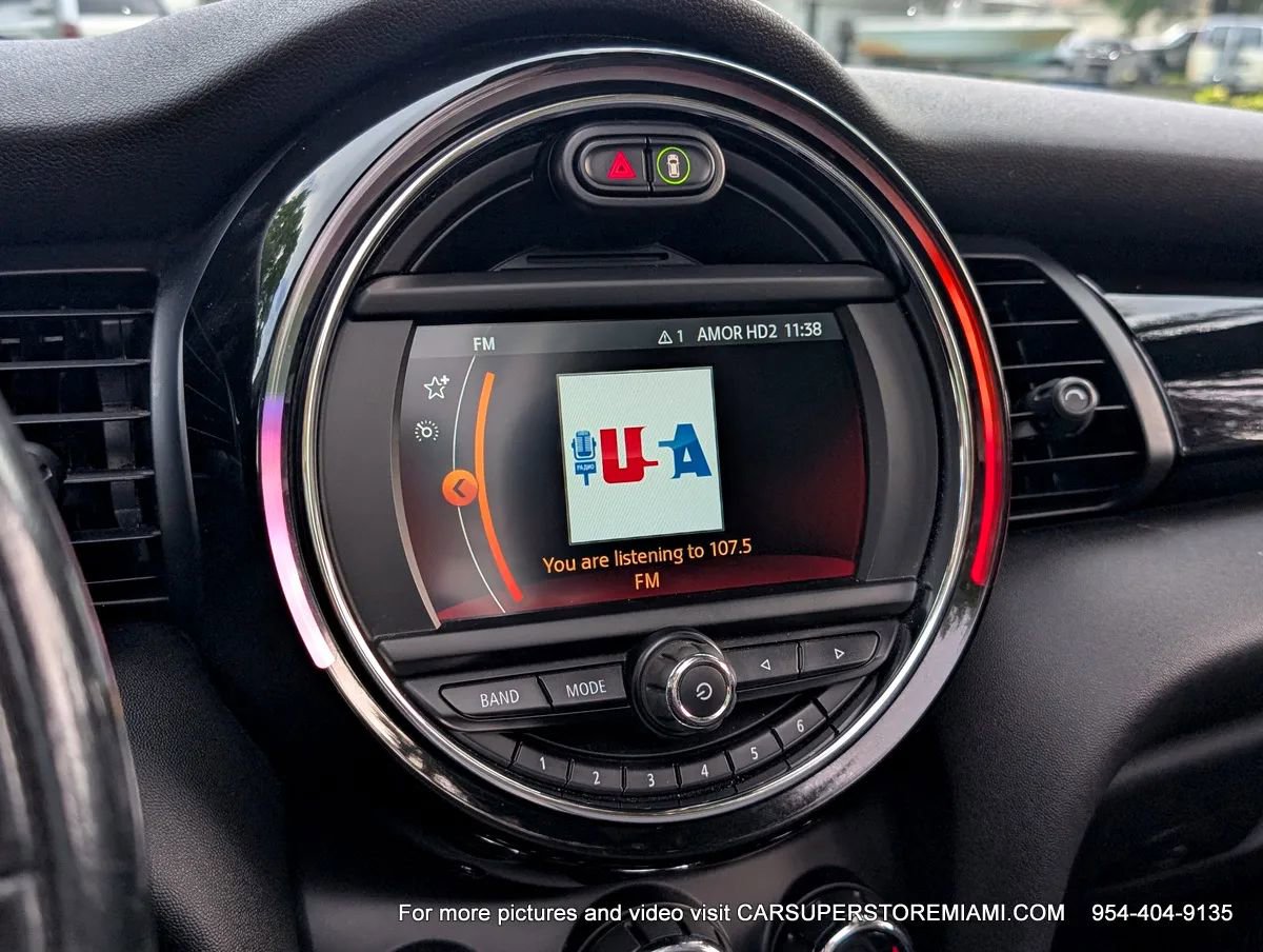 Used 2020 MINI Cooper Convertible image 61