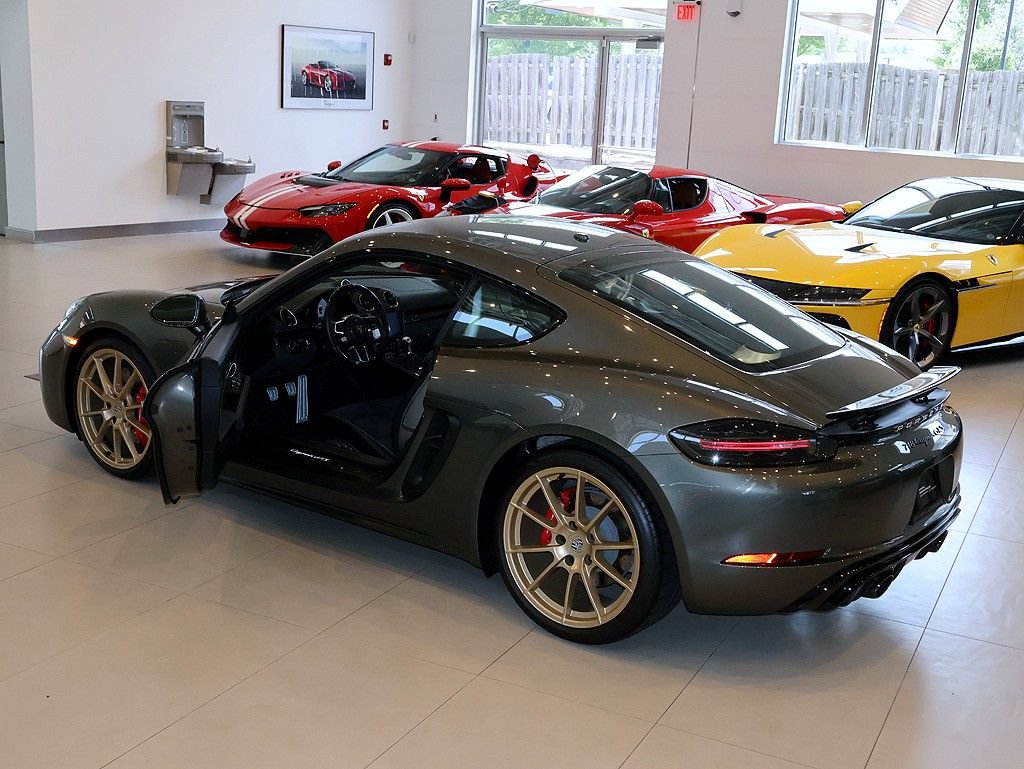 Used 2025 Porsche 718 Cayman GTS RWD image 42