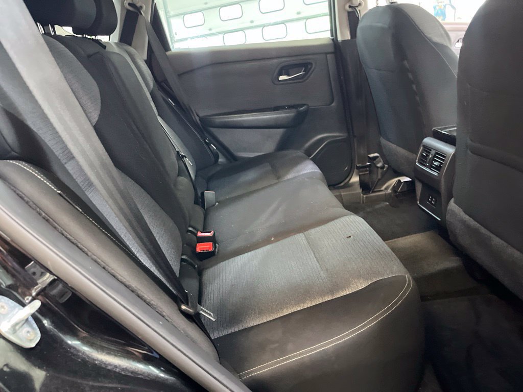 Used 2023 Nissan Rogue SV AWD/4WD image 26