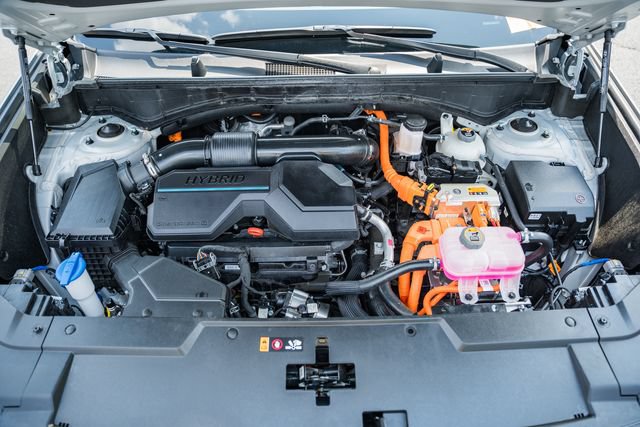 Used 2024 Hyundai Santa Fe Limited FWD image 22