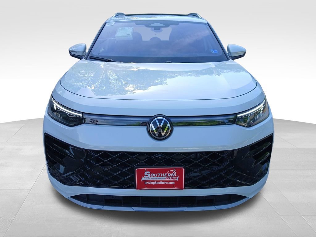 New 2026 Volkswagen Tiguan SEL R-Line image 8