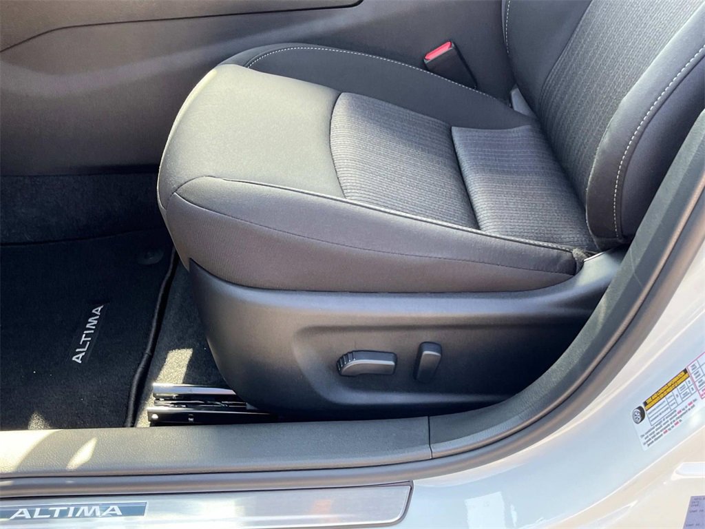 New 2025 Nissan Altima 2.5 SV w/ SV Special Edition Package image 20