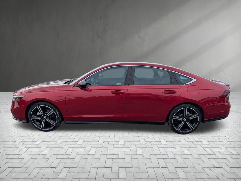 Used 2024 Honda Accord Sport image 6