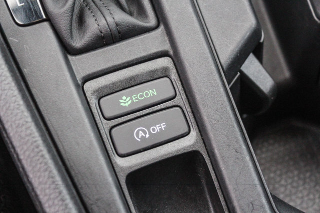 Used 2025 Honda Accord SE image 32