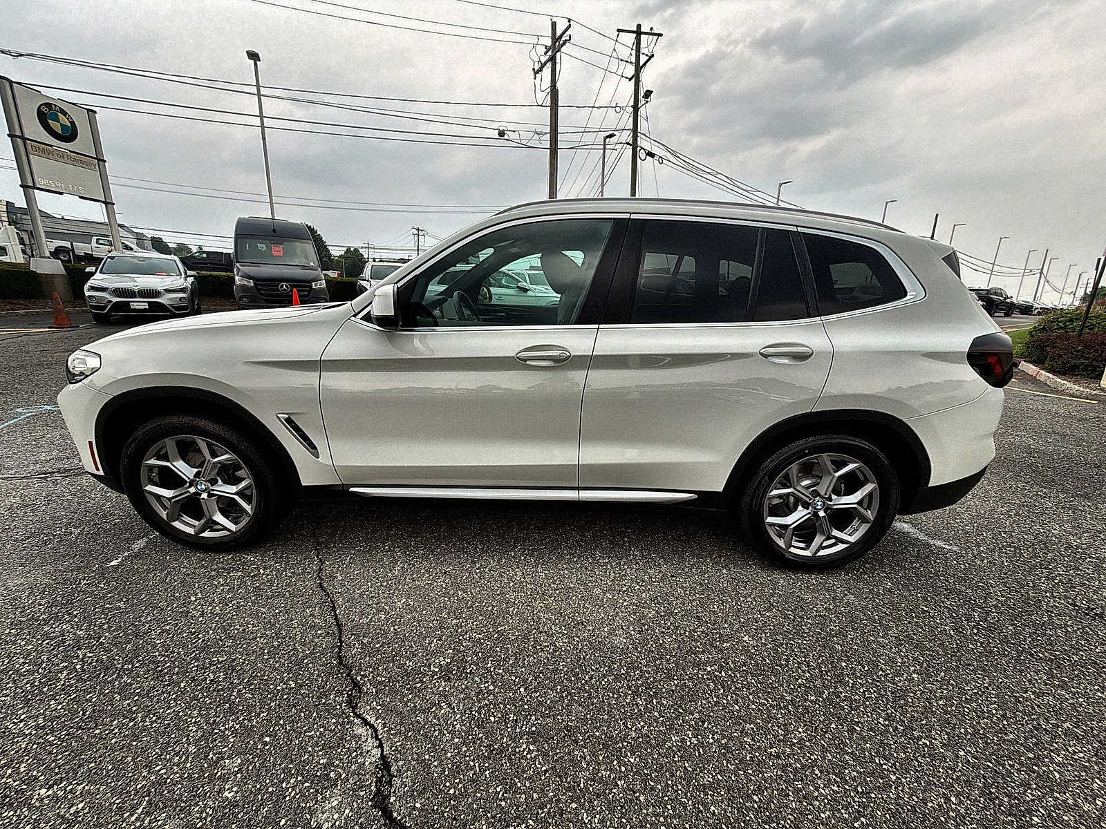 Used 2024 BMW X3 xDrive30i w/ Convenience Package AWD/4WD image 11