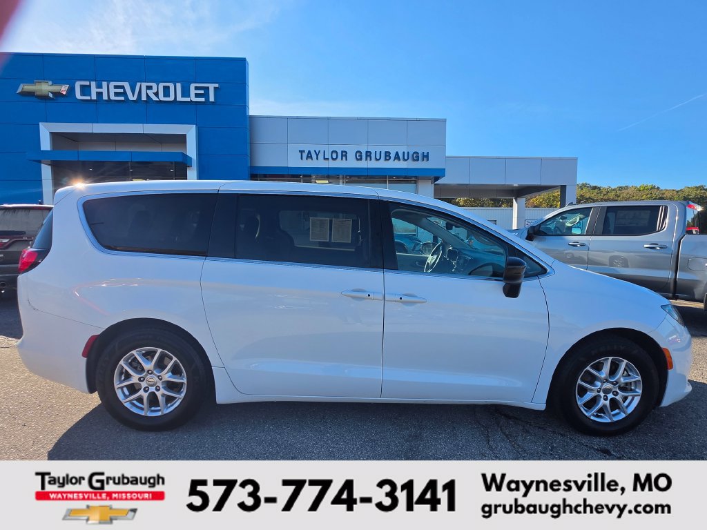 Used 2024 Chrysler Voyager LX