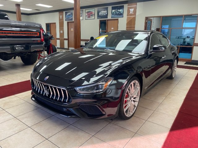Used 2019 Maserati Ghibli S GranSport RWD image 1