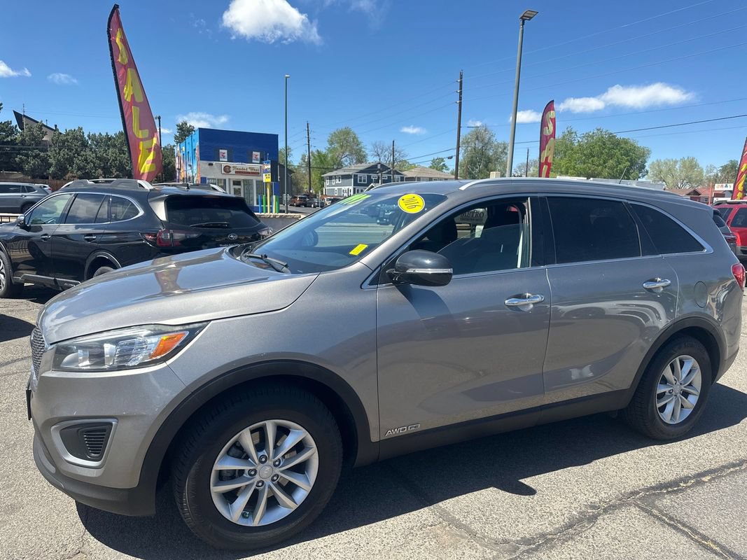 Used 2016 Kia Sorento LX AWD/4WD image 9