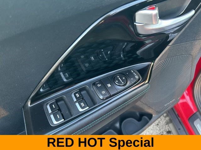 Used 2021 Kia Niro EX Premium w/ Cold Weather Package image 13