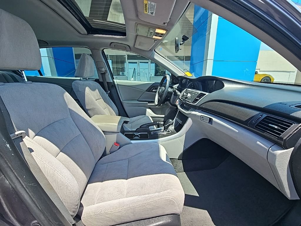 Used 2015 Honda Accord EX image 16