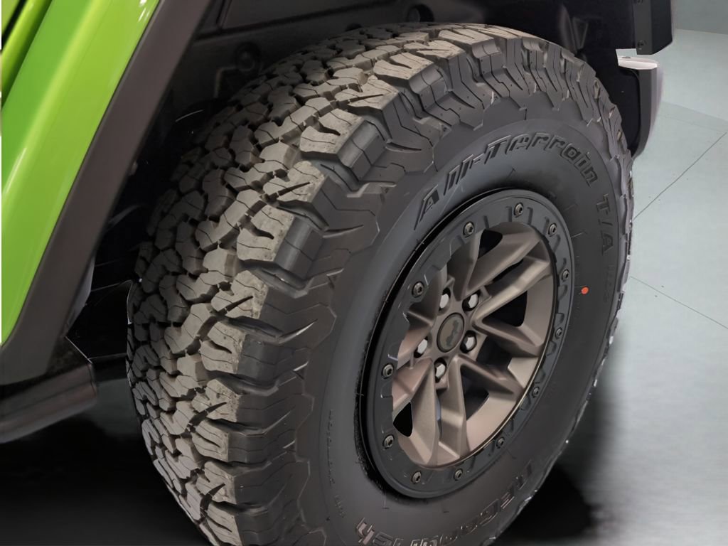 New 2025 Jeep Wrangler Unlimited Rubicon 392 image 9