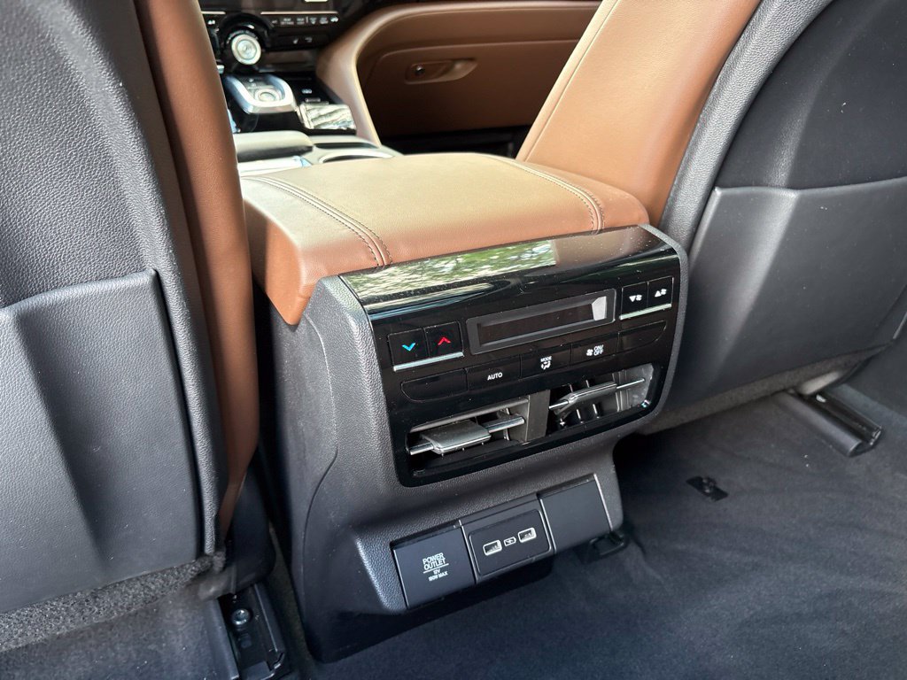 Used 2023 Acura MDX w/ Technology Package FWD image 27