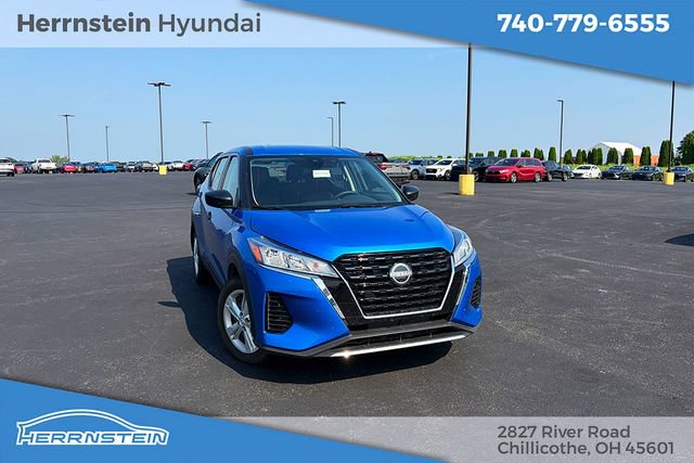 Used 2023 Nissan Kicks S