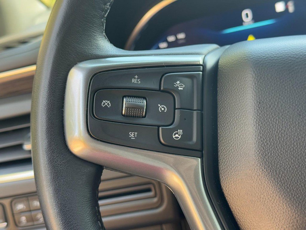 Used 2022 Chevrolet Tahoe Z71 w/ Off-Road Capability Package image 17