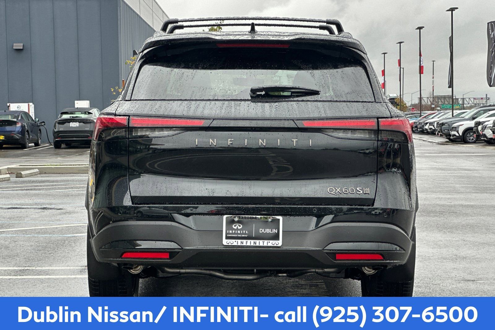 New 2026 INFINITI QX60 Sport w/ Dark Cargo Package AWD/4WD image 4